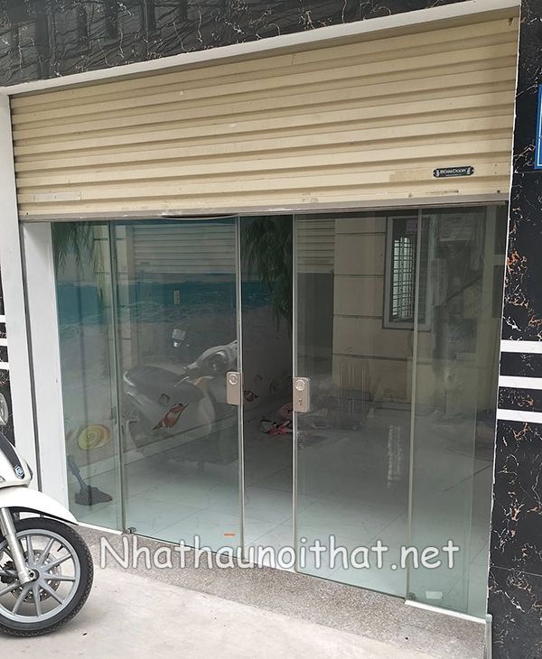 Giá Cửa Cuốn Tấm Liền Đang Giảm Sốc – Bền, Đẹp, Lắp Nhanh Trong Ngày! cua cuon tam lien 20