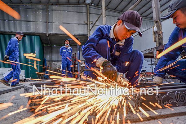 Top 50 Mẫu Cửa Sắt 2 Cánh Đẹp Nhất – Giá Rẻ Bất Ngờ, Xem Ngay! Gia công làm cửa cổng sắt