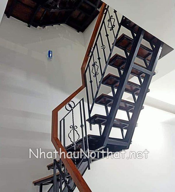 Top 50 Mẫu Cầu Thang Sắt Xương Cá Đẹp, Sang Trọng – Báo Giá Mới Nhất cau thang sat xuong ca 12