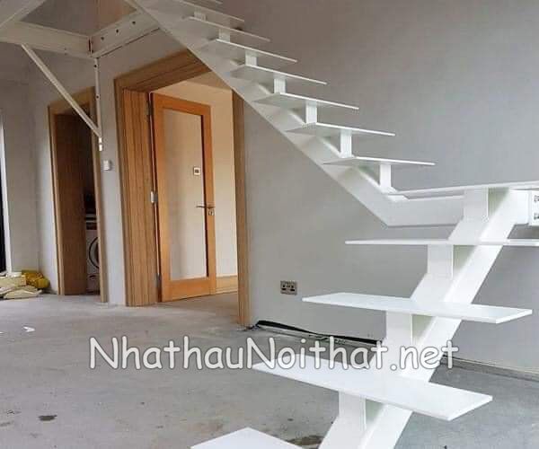 Top 50 Mẫu Cầu Thang Sắt Xương Cá Đẹp, Sang Trọng – Báo Giá Mới Nhất cau thang sat xuong ca 19