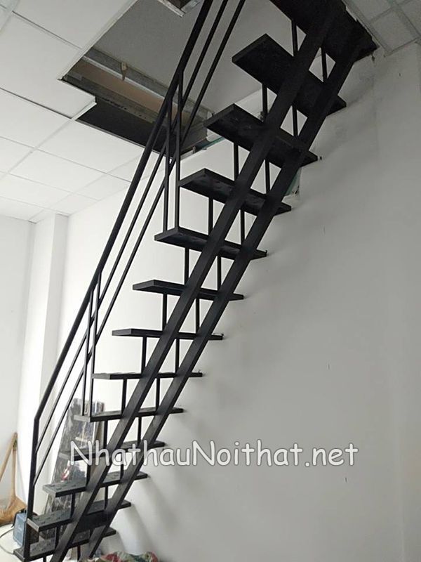 Top 50 Mẫu Cầu Thang Sắt Xương Cá Đẹp, Sang Trọng – Báo Giá Mới Nhất cau thang sat xuong ca 9