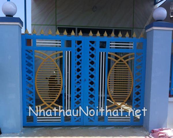 Xem Báo Giá & 50 Mẫu Cửa Cổng Sắt 2 Cánh Đẹp, Đơn Giản, Hiện Đại cua cong sat 2 canh don gian 18