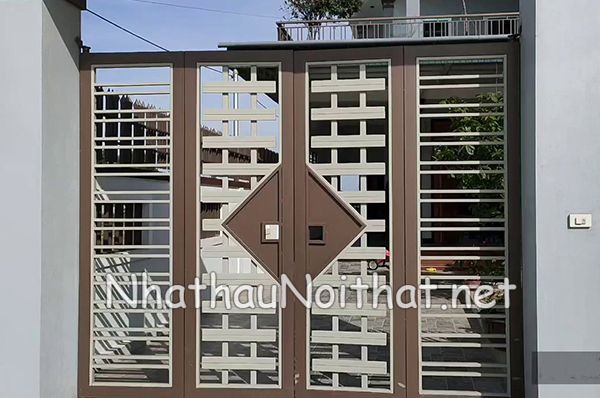 Khám Phá 50 Mẫu Cửa Cổng Sắt 4 Cánh Đẹp, Đơn Giản - Giá Rẻ Bất Ngờ cua cong sat 4 canh 10