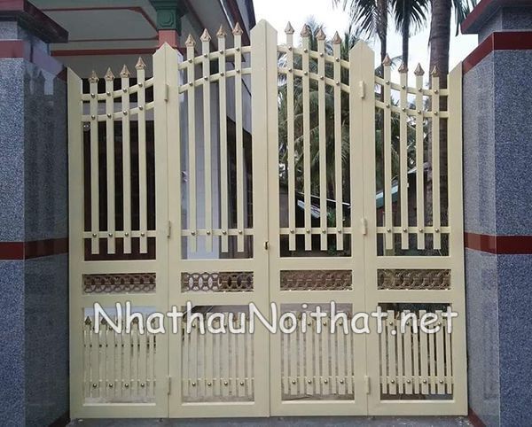 Khám Phá 50 Mẫu Cửa Cổng Sắt 4 Cánh Đẹp, Đơn Giản - Giá Rẻ Bất Ngờ cua cong sat 4 canh 12