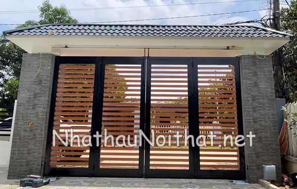 Khám Phá 50 Mẫu Cửa Cổng Sắt 4 Cánh Đẹp, Đơn Giản - Giá Rẻ Bất Ngờ cua cong sat 4 canh 23