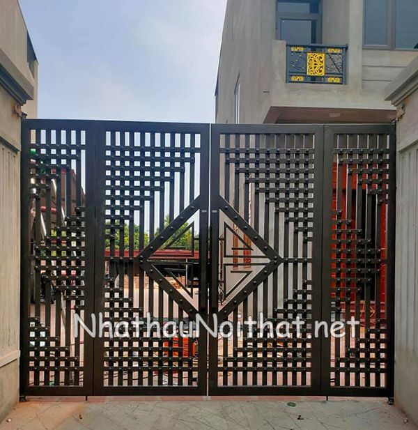 Khám Phá 50 Mẫu Cửa Cổng Sắt 4 Cánh Đẹp, Đơn Giản - Giá Rẻ Bất Ngờ cua cong sat 4 canh 25