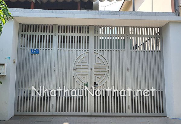 Khám Phá 50 Mẫu Cửa Cổng Sắt 4 Cánh Đẹp, Đơn Giản - Giá Rẻ Bất Ngờ cua cong sat 4 canh 26