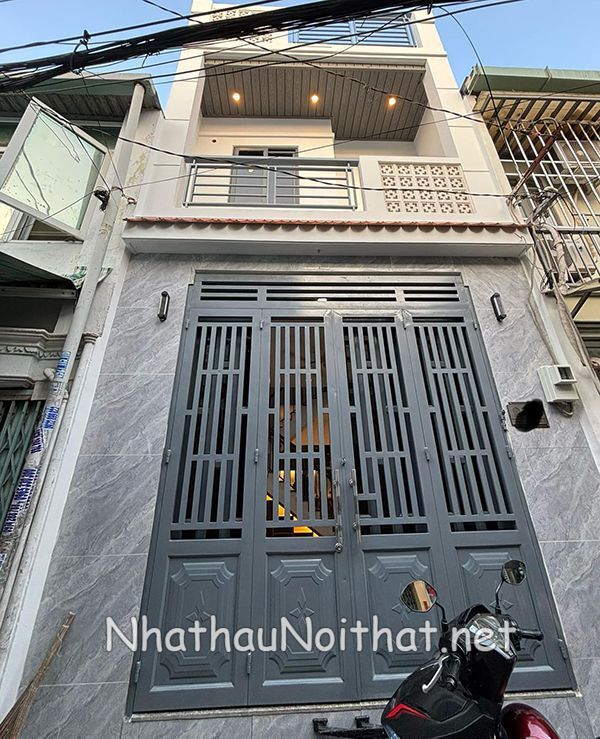 Khám Phá 50 Mẫu Cửa Cổng Sắt 4 Cánh Đẹp, Đơn Giản - Giá Rẻ Bất Ngờ cua cong sat 4 canh 35