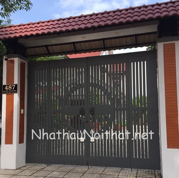Khám Phá 50 Mẫu Cửa Cổng Sắt 4 Cánh Đẹp, Đơn Giản - Giá Rẻ Bất Ngờ cua cong sat 4 canh 9