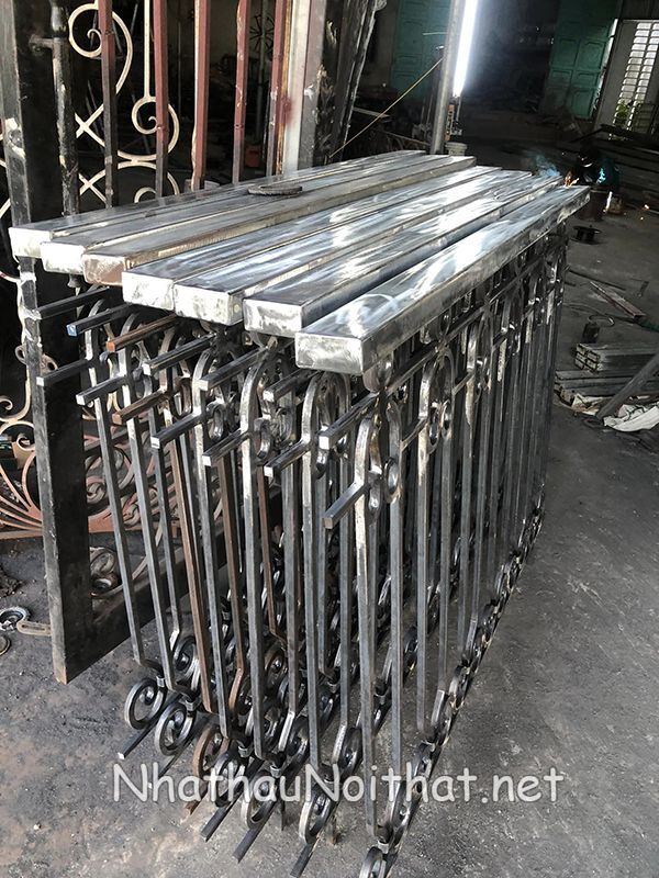 gia cong lam cua cong sat my thuat 10