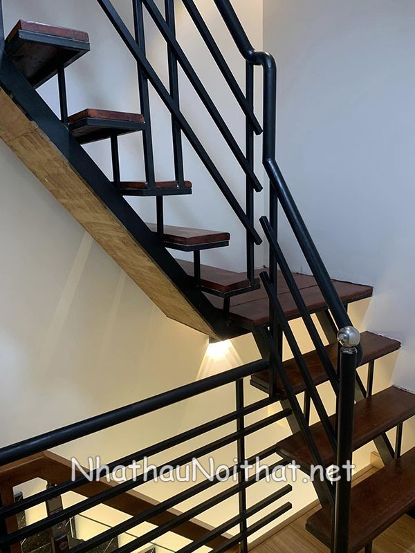 Top 50 Mẫu Cầu Thang Sắt Xương Cá Đẹp, Sang Trọng – Báo Giá Mới Nhất Mẫu cầu thang sắt gác lửng đẹp