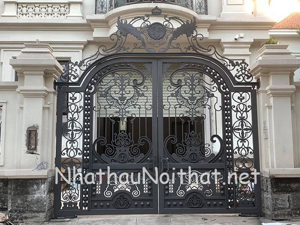 cua cong sat my thuat 12