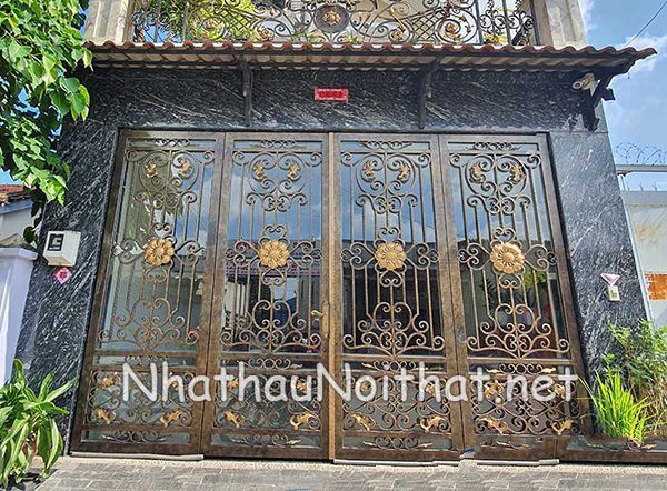 cua cong sat my thuat 25