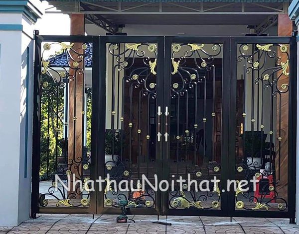 cua cong sat my thuat 28