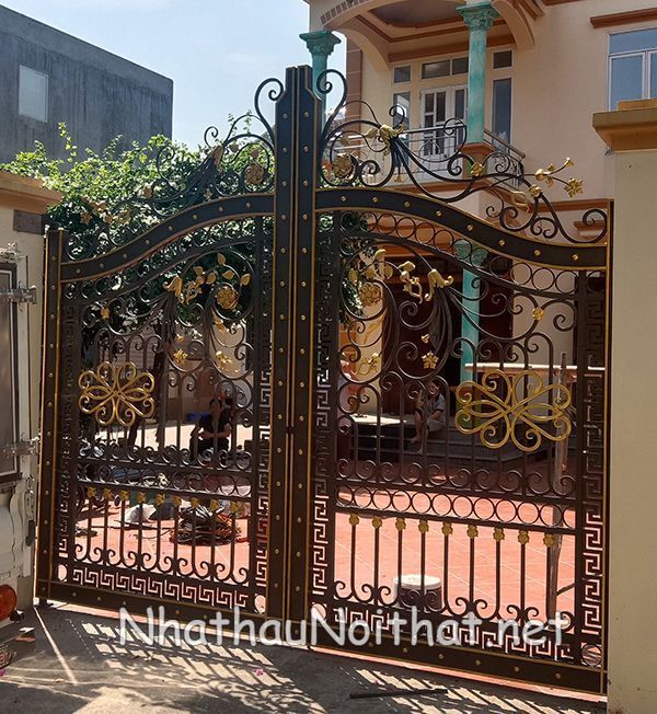 cua cong sat my thuat 32