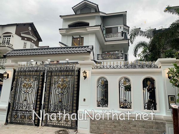 cua cong sat my thuat 36