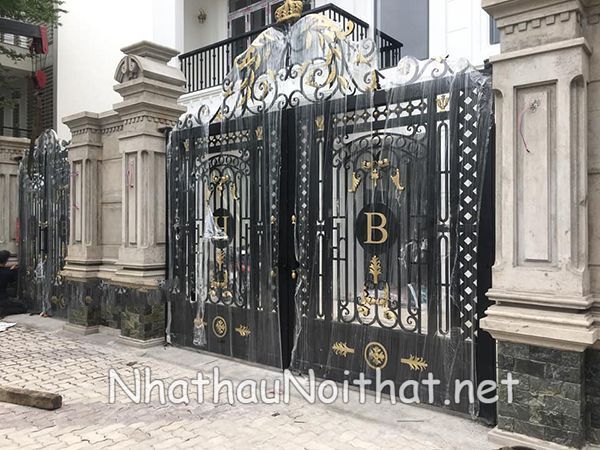 cua cong sat my thuat 47