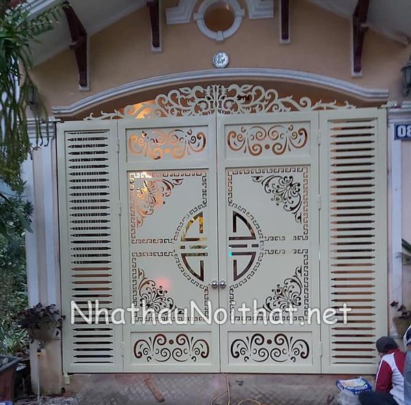 Khám Phá 50 Mẫu Cửa Sắt 4 Cánh Đẹp Hiện Đại – Xem Ngay Báo Giá cua sat 4 canh 2