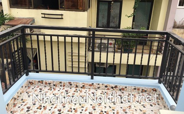 Tổng Hợp 50 Mẫu Lan Can Sắt Hộp Đơn Giản Đẹp - Giá Rẻ Bất Ngờ! lan can sat san thuong 3