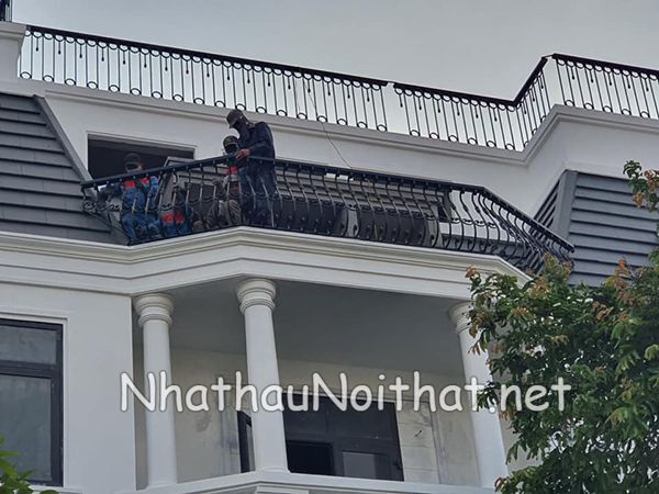 Tổng Hợp 50 Mẫu Lan Can Sắt Hộp Đơn Giản Đẹp - Giá Rẻ Bất Ngờ! lan can sat san thuong 44