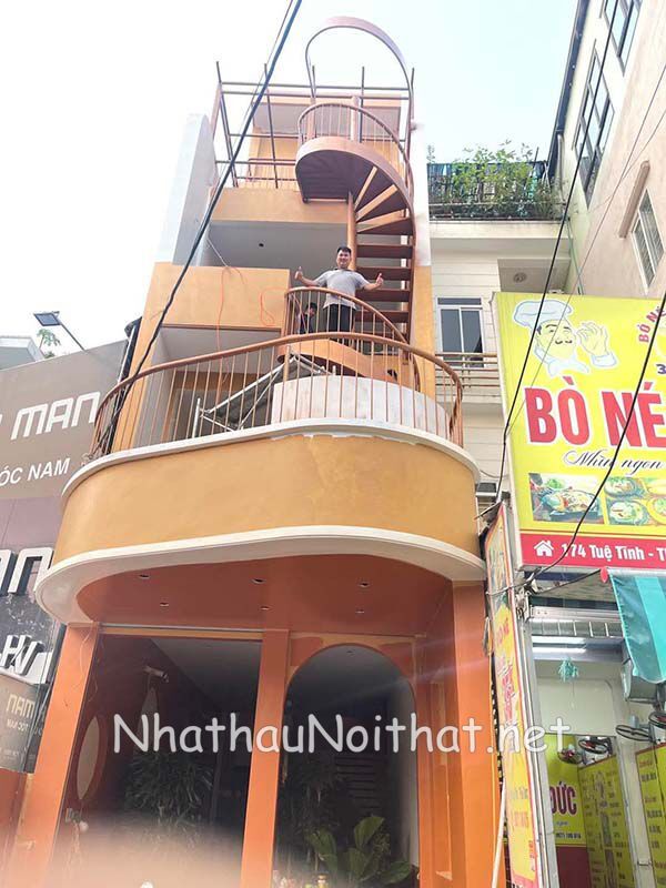 Cầu Thang Sắt Ngoài Trời Giá Bao Nhiêu? Khám Phá 50 Mẫu Đẹp Nhất cau thang sat ngoai troi 10