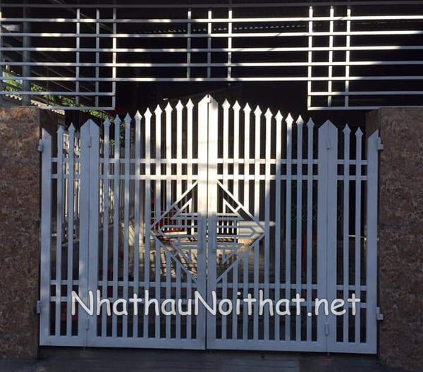 Top 50 Mẫu Cửa Sắt 2 Cánh Đẹp Nhất – Giá Rẻ Bất Ngờ, Xem Ngay! cua sat 2 canh 26