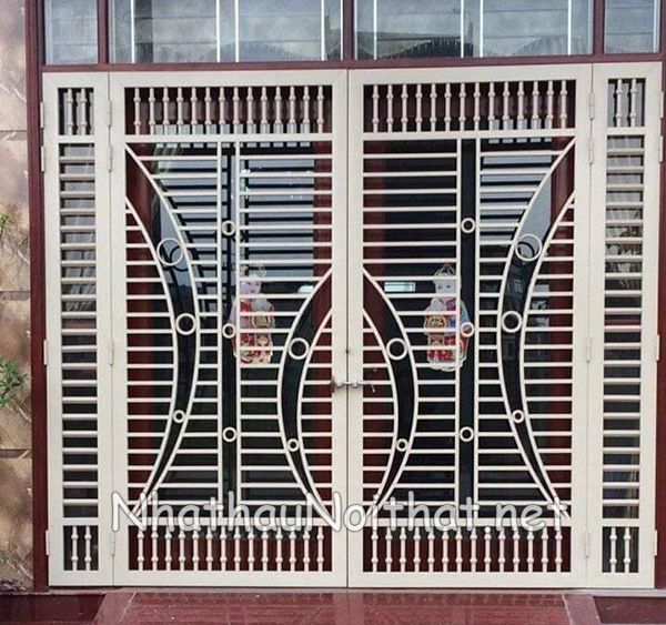Top 50 Mẫu Cửa Sắt 2 Cánh Đẹp Nhất – Giá Rẻ Bất Ngờ, Xem Ngay! cua sat 2 canh 7