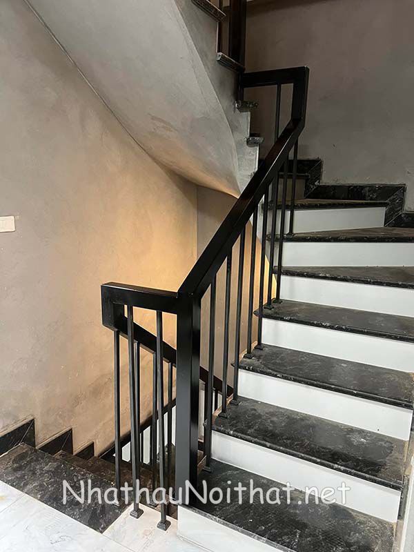 Xem 50 Mẫu Lan Can Cầu Thang Sắt Đẹp Hiện Đại – Báo Giá Hấp Dẫn! lan can cau thang sat 1