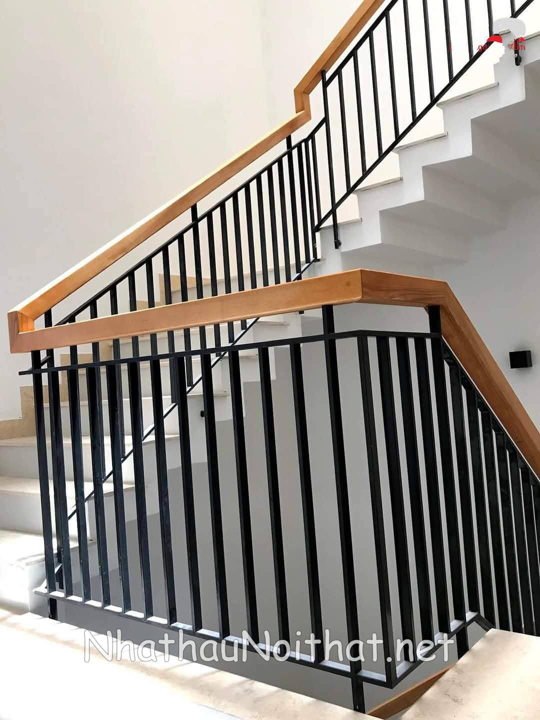Xem 50 Mẫu Lan Can Cầu Thang Sắt Đẹp Hiện Đại – Báo Giá Hấp Dẫn! lan can cau thang sat 12