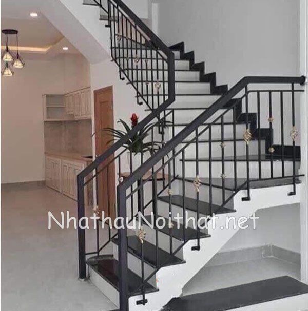 Xem 50 Mẫu Lan Can Cầu Thang Sắt Đẹp Hiện Đại – Báo Giá Hấp Dẫn! lan can cau thang sat 20