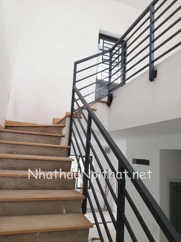 Xem 50 Mẫu Lan Can Cầu Thang Sắt Đẹp Hiện Đại – Báo Giá Hấp Dẫn! lan can cau thang sat 21