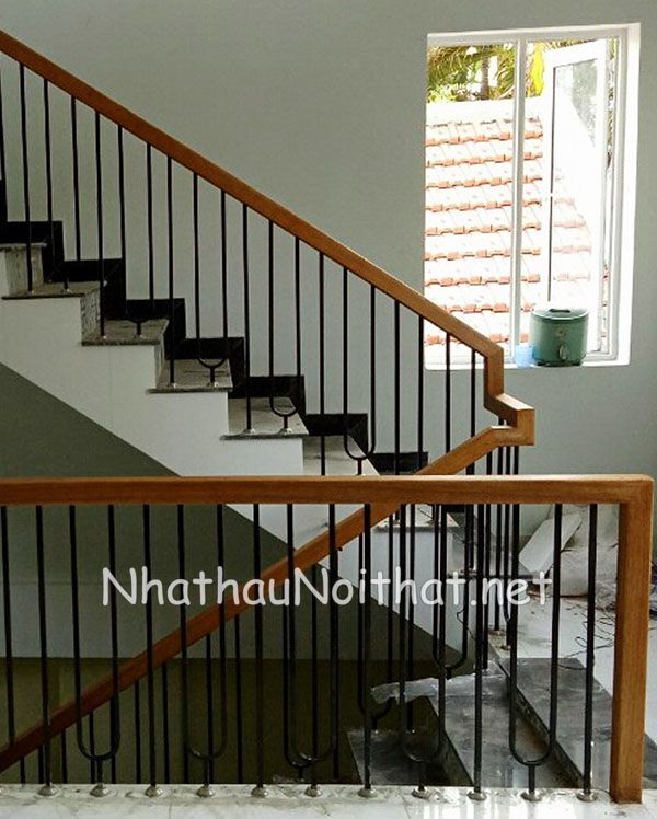 Xem 50 Mẫu Lan Can Cầu Thang Sắt Đẹp Hiện Đại – Báo Giá Hấp Dẫn! lan can cau thang sat 23