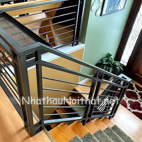 Xem 50 Mẫu Lan Can Cầu Thang Sắt Đẹp Hiện Đại – Báo Giá Hấp Dẫn! lan can cau thang sat 24