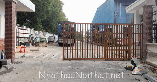 Khám Phá 50 Mẫu Cửa Cổng Sắt Lùa Đẹp, Hiện Đại – Giá Rẻ Bất Ngờ! mau cua cong sat lua 25