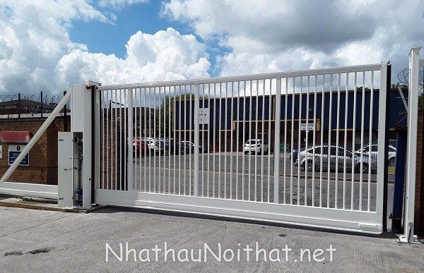 Khám Phá 50 Mẫu Cửa Cổng Sắt Lùa Đẹp, Hiện Đại – Giá Rẻ Bất Ngờ! mau cua cong sat lua 26
