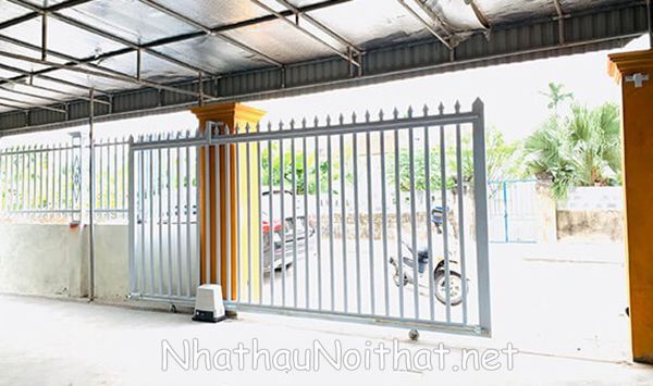Khám Phá 50 Mẫu Cửa Cổng Sắt Lùa Đẹp, Hiện Đại – Giá Rẻ Bất Ngờ! mau cua cong sat lua 30