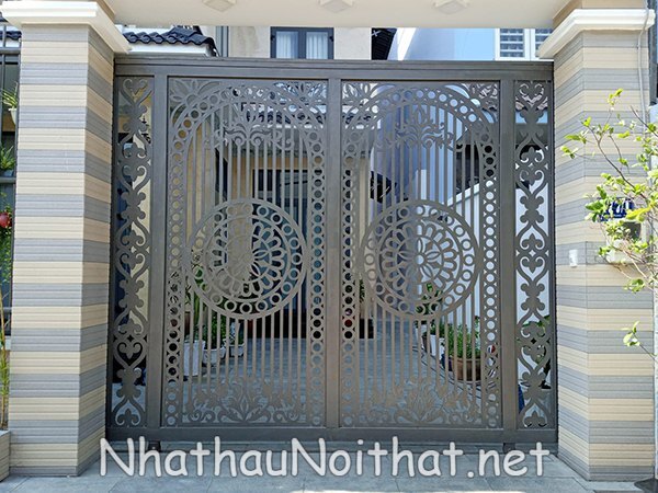 Khám Phá 50 Mẫu Cửa Cổng Sắt Lùa Đẹp, Hiện Đại – Giá Rẻ Bất Ngờ! mau cua cong sat lua 38