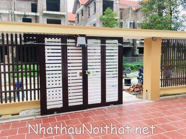 Khám Phá 50 Mẫu Cửa Cổng Sắt Lùa Đẹp, Hiện Đại – Giá Rẻ Bất Ngờ! mau cua cong sat lua 42
