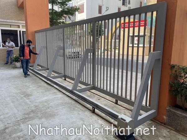 Khám Phá 50 Mẫu Cửa Cổng Sắt Lùa Đẹp, Hiện Đại – Giá Rẻ Bất Ngờ! mau cua cong sat lua 44