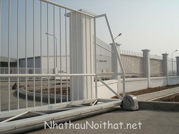 Khám Phá 50 Mẫu Cửa Cổng Sắt Lùa Đẹp, Hiện Đại – Giá Rẻ Bất Ngờ! mau cua cong sat lua 8