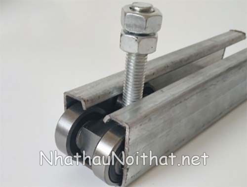 Khám Phá 50 Mẫu Cửa Cổng Sắt Lùa Đẹp, Hiện Đại – Giá Rẻ Bất Ngờ! phu kien cong sat lua 4