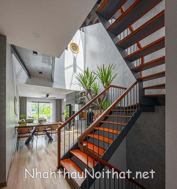 Mẫu cầu thang sắt đẹp cau thang sat dep 13