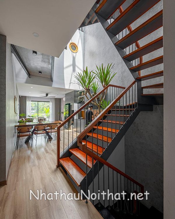 Tổng Hợp 50 Mẫu Cầu Thang Sắt Đẹp Hiện Đại - Xem Báo Giá Mới Nhất cau thang sat dep 5