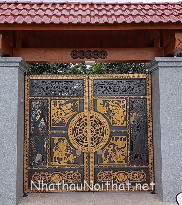 Mê Mẩn Với 50 Mẫu Cửa Cổng Sắt CNC Đẹp Hiện Đại – Giá Cực Ưu Đãi! cua cong sat CNC 2 canh 7