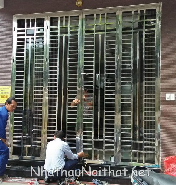 gia cong lap dat cua cong inox 13