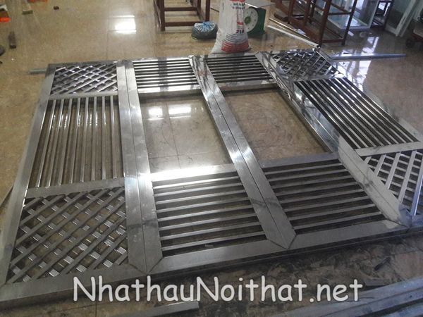 gia cong lap dat cua cong inox 7