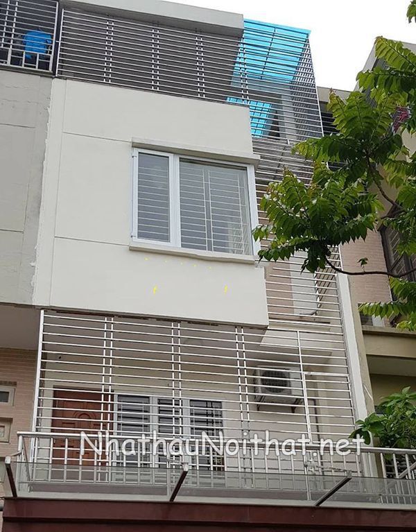 khung bao ve inox 27