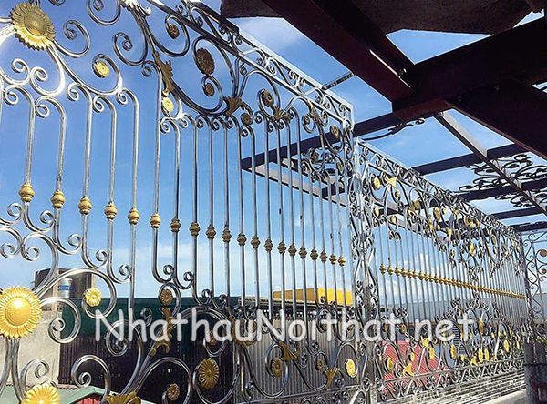 khung bao ve inox 32