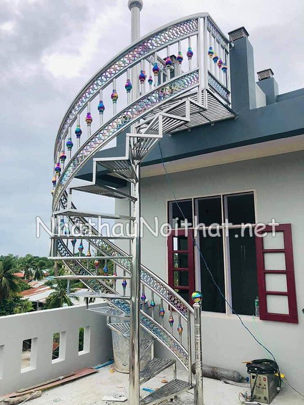 mau cau thang inox 29