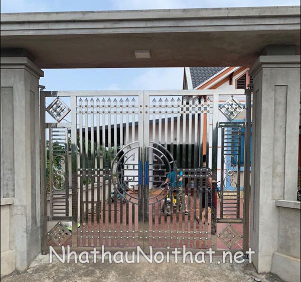 Xem 50 Mẫu Cửa Cổng Inox 2 Cánh Đẹp Vừa Ra Mắt – Báo Giá Cực Hấp Dẫn mau cua cong inox 2 canh 12